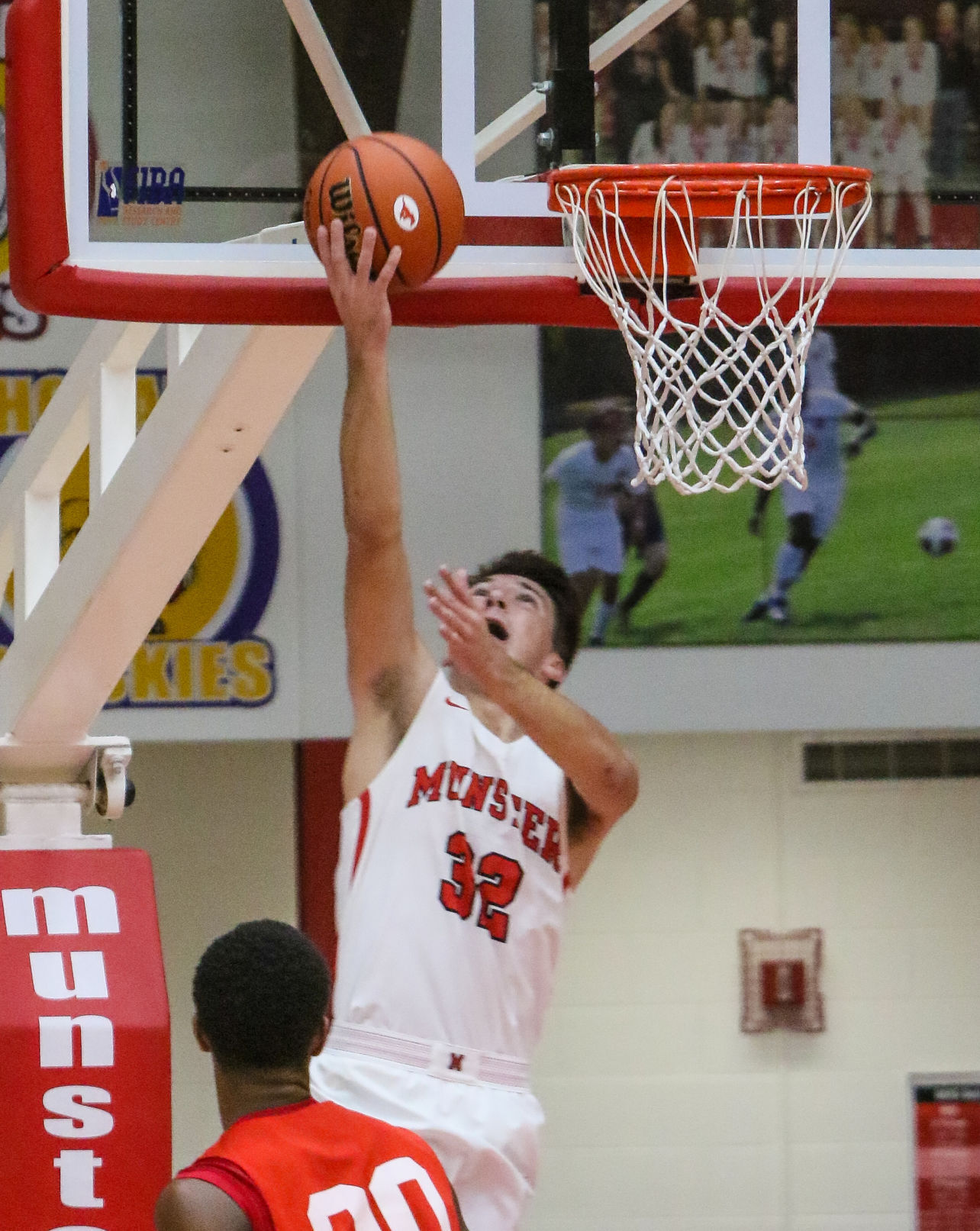 Crown Point at Munster boys basketball